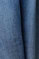 Schmal geschnittene Jeans mit mittlerer Bundhöhe